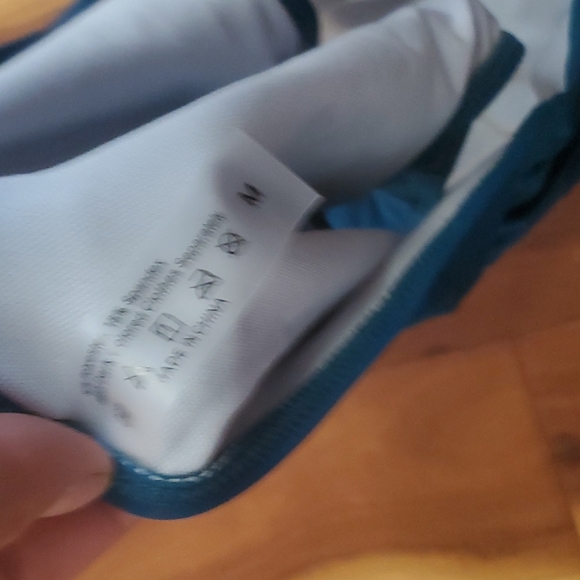 NWOT Bikini bottoms with ruched sides size medium - Picture 4 of 4